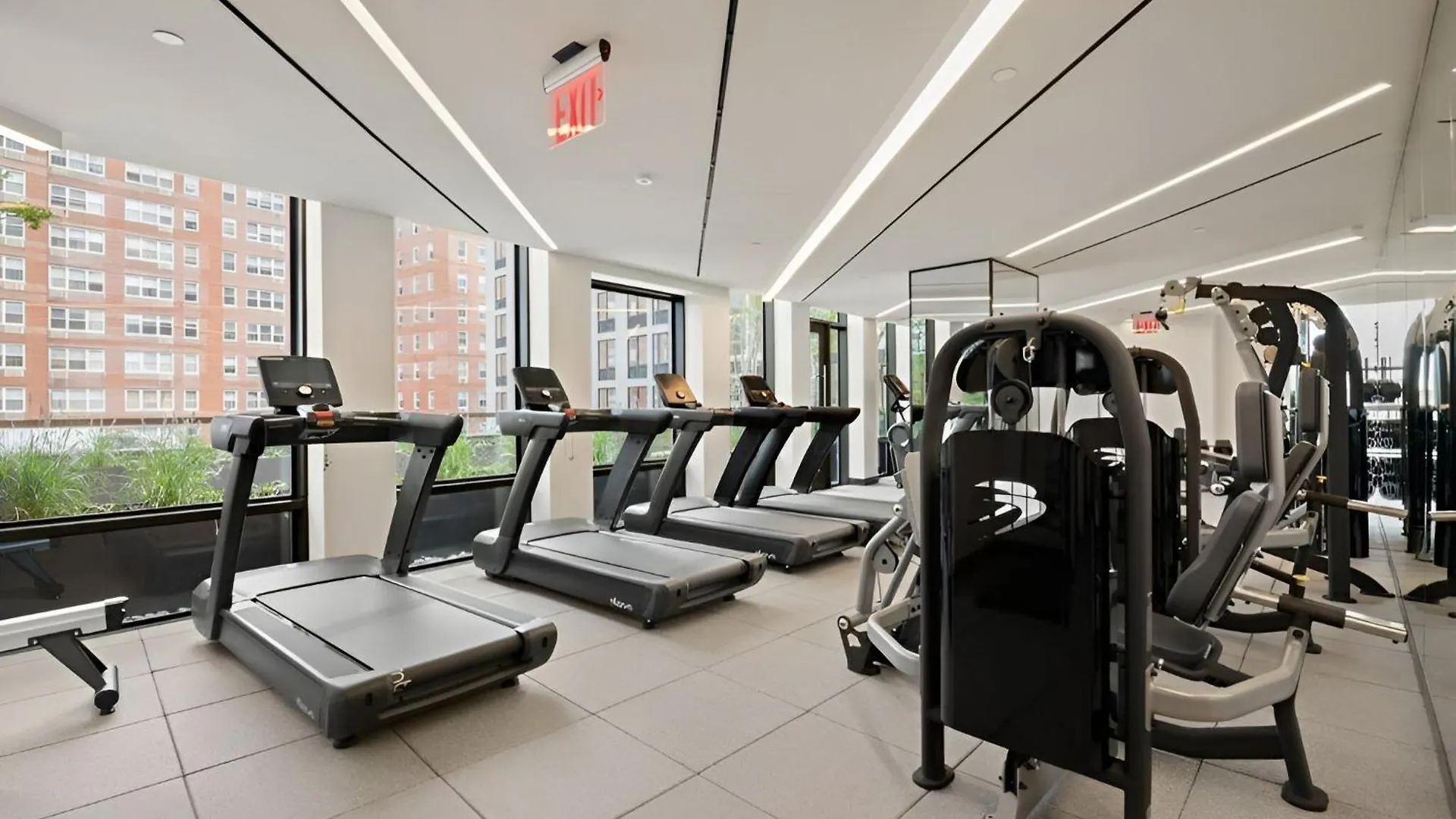 Discover Brooklyn Where Comfort Meets City Vibes New York 0*,